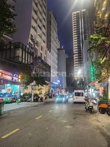 SẬP HẦM, TOÀ CĂN HỘ 4 TẦNG ĐẸP - HÀ BỔNG, BIỂN MỸ KHÊ- DT ~60TR/THÁNG