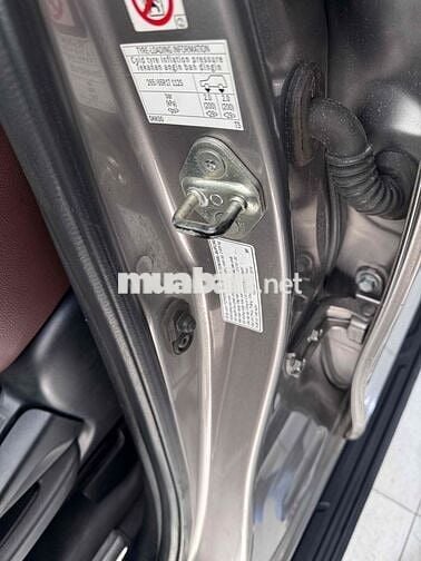 Toyota Fortuner Xám 7 chỗ