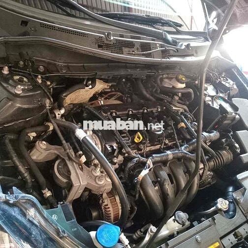 Mazda 2 1.5 At  Đen 68219 km