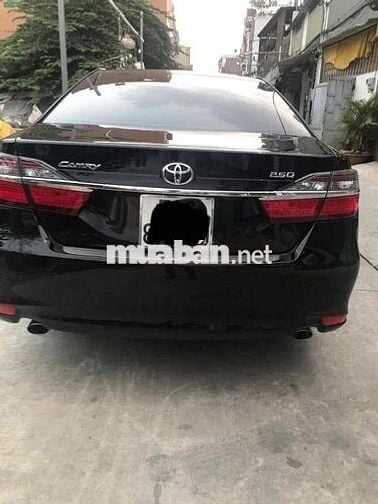 Toyota Camry 2019 2.5Q Màu Đen