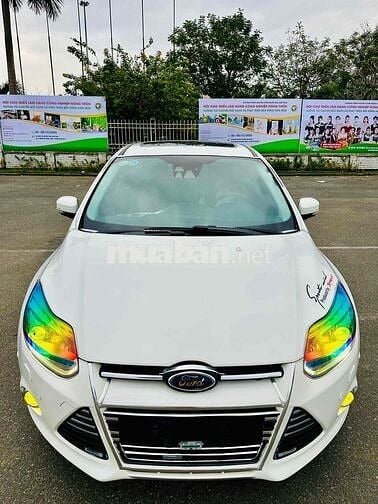 Ford Focus S Hatchback 2014 Trắng 126903 km