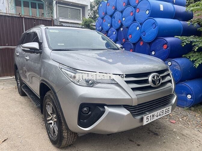 Toyota Fortuner 2017 2.4G 4x2 MT - 109000 km