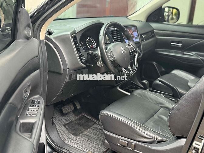 Mitsubishi Outlander 2018 2.0CVT Premium