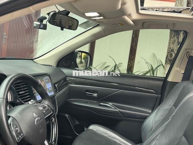 Mitsubishi Outlander 2018 2.0CVT Premium