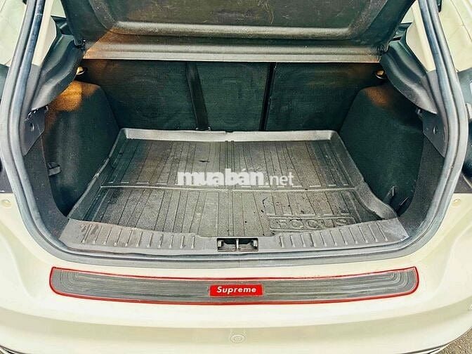 Ford Focus S Hatchback 2014 Trắng 126903 km