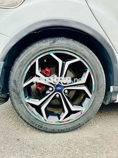 Ford Focus S Hatchback 2014 Trắng 126903 km