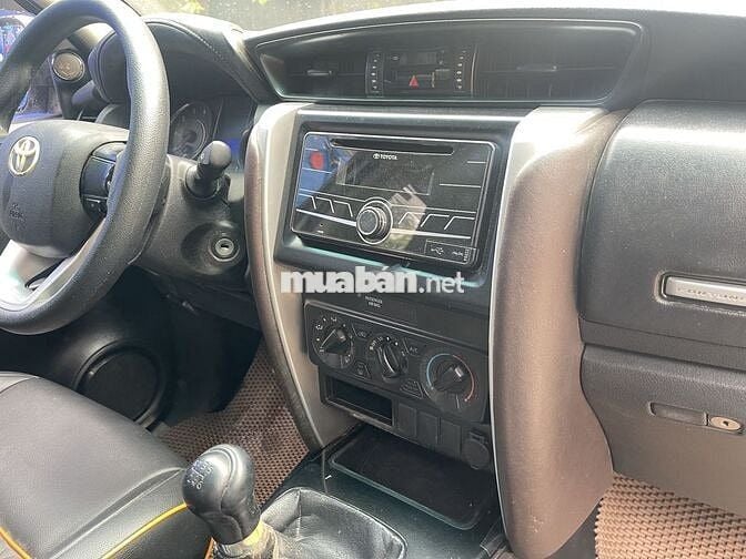 Toyota Fortuner 2017 2.4G 4x2 MT - 109000 km