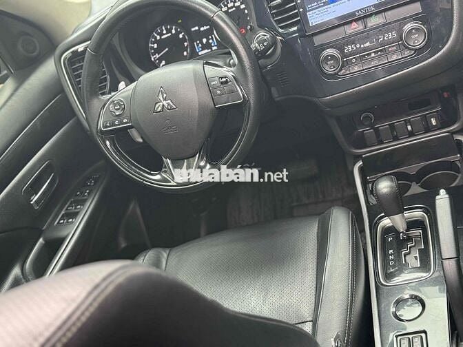 Mitsubishi Outlander 2018 2.0CVT Premium