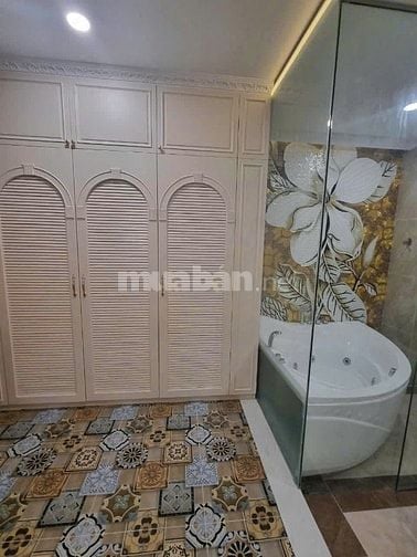 Bán Biệt Thự 10x20 đường Đặng Thuỳ Trâm, P.13-Q.Bình Thạnh. Giá Tốt