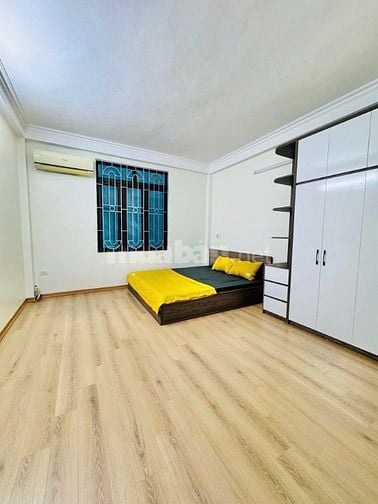 Bán nhà phố Tân Mai, mặt ngõ ô tô, kinh doanh 25m2, 5T, 3PN, 3,2 tỷ