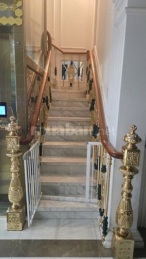 Bán Biệt Thự 10x20 đường Đặng Thuỳ Trâm, P.13-Q.Bình Thạnh. Giá Tốt