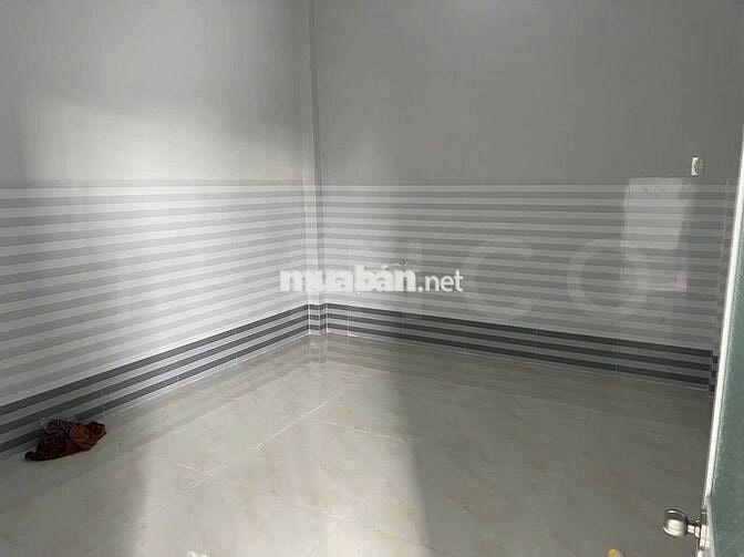 Kho xưởng có nhà văn phòng 1.500m² đường QL 91B (Nguyễn Văn Linh)