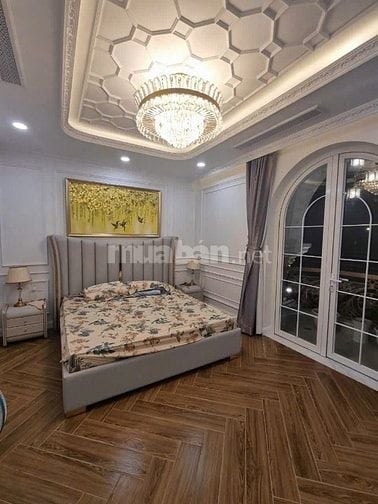 Bán Biệt Thự 10x20 đường Đặng Thuỳ Trâm, P.13-Q.Bình Thạnh. Giá Tốt