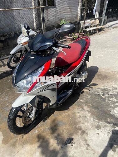 Honda Air Blade Fi 2012 Đỏ Trắng Đen biển 65 máy