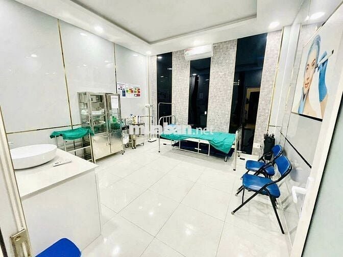 CĂN GÓC 2 MẶT TIỀN - 22A Hoa Lan, P7, PN - 5x20m, 4 tầng cực đẹp !!