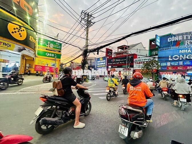 HIẾM. BÁN GẤP LÔ ĐẤT HẺM XE HƠI, DT: 8 X 15, CÔNG NHẬN 139M2, GIÁ 9 TỶ