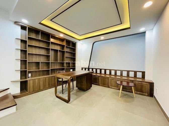 BÁN NHÀ CÁCH MẠNG THÁNG TÁM- QUẬN 10 - HẺM XE HƠI - 3 TẦNG BTCT 41M2