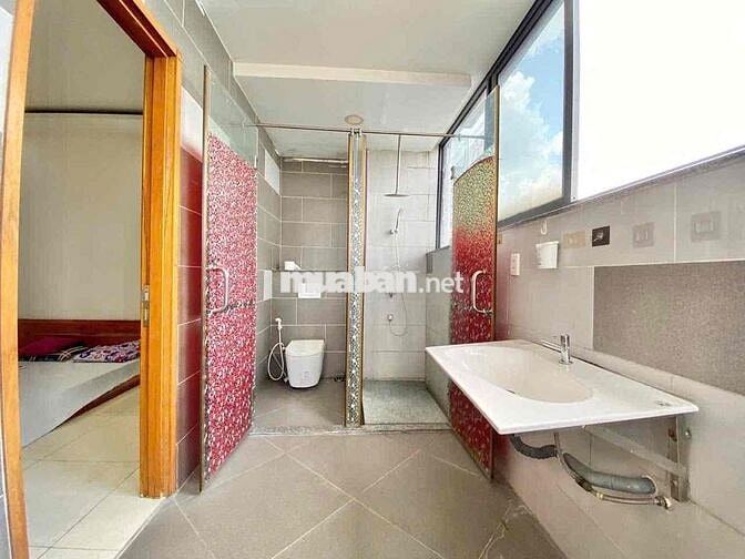 Chính chủ cho thuê 2PN gần công viên Lê Thị Riêng Q10, giá 10tr hơn