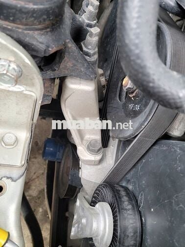 Kia Carnival 2008 LS 2.5 MT - 30000 km