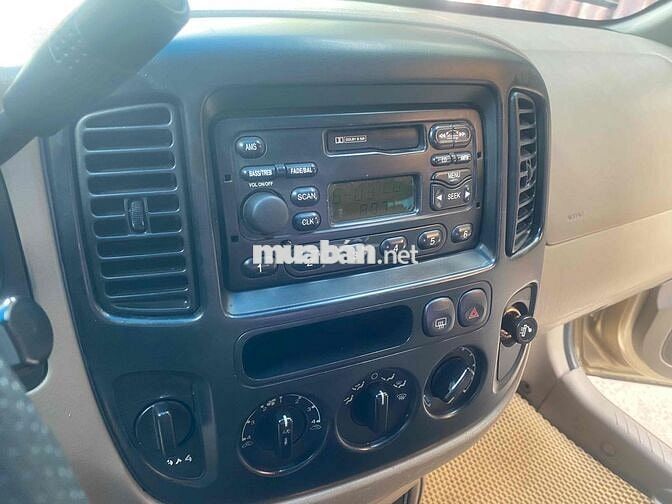 Ford Escape 2002 XLT 3.0 AT 4X4 2002  - 120 km