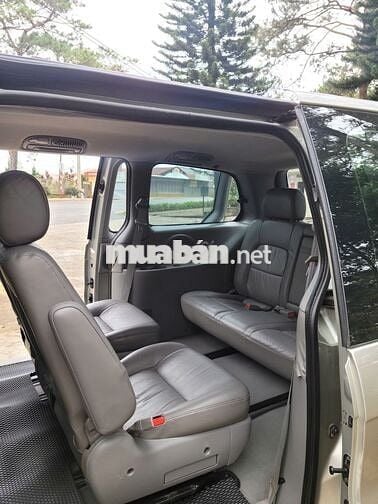 Kia Carnival 2008 LS 2.5 MT - 30000 km