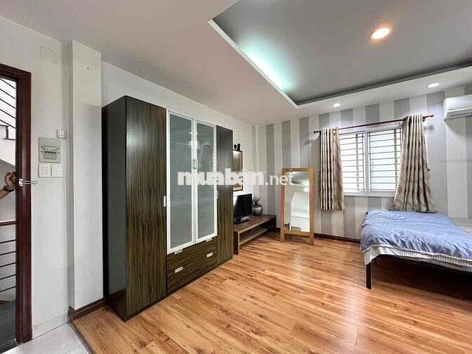 Cho Thuê Studio 35m2 Full NT Ngay Võ Văn Kiệt Cô Giang Quận 1