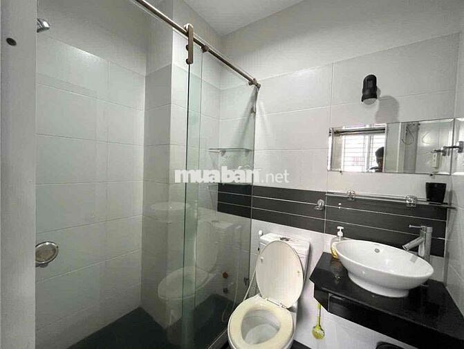 Cho Thuê Studio 35m2 Full NT Ngay Võ Văn Kiệt Cô Giang Quận 1