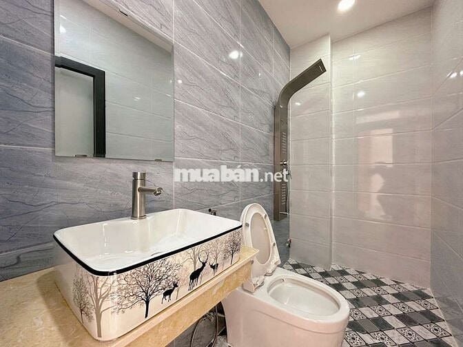 Nhà 1 trệt 3 lầu sân thượng mới 100% đường số 1 KDC vĩnh lộc BHH B