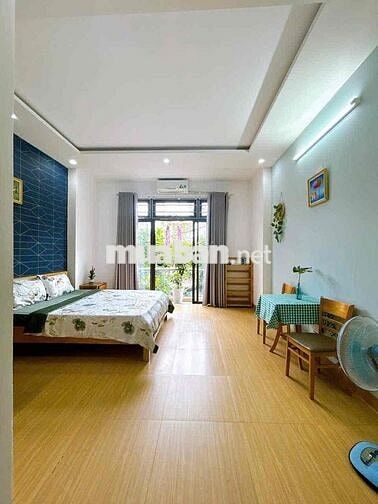 nhà mặt tiền cách biển 3p đi bộ