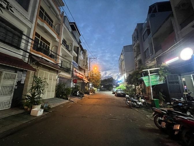 NHÀ ĐƯỜNG NGUYỄN VĂN THƯỢNG ( D1 CŨ ) PHƯỜNG 25 -  BÁN 11 TỶ