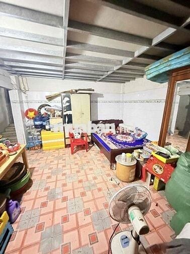 BÁN ĐẤT TẶNG NHÀ XÂY CHDV VỊ TRÍ ĐẸP GIÁ TỐT