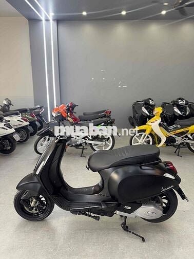 VespaSprint 125Abs bản Notte chuẩn lướt 9k km