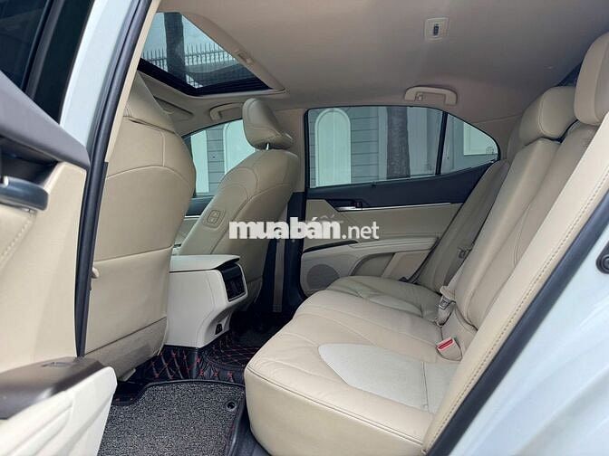 Toyota Camry 2021 2.5Q - 56000 km