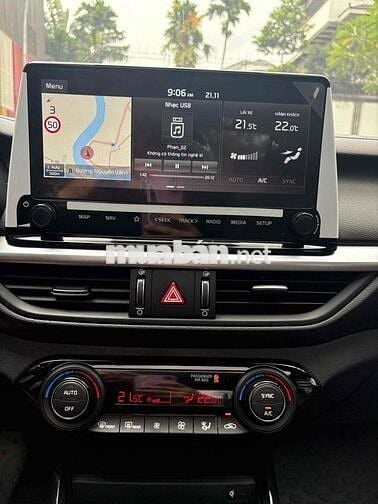 Kia K3 2024 Premium 1.6 AT - 16000 km