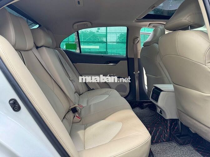 Toyota Camry 2021 2.5Q - 56000 km