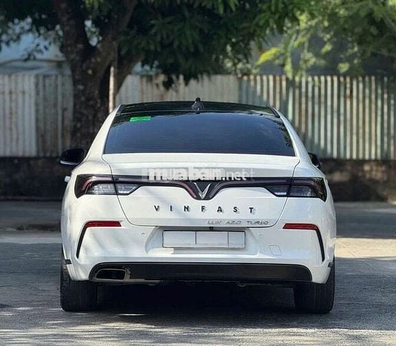 VinFast Lux A2.0 2022 Hỗ trợ ngân hàng