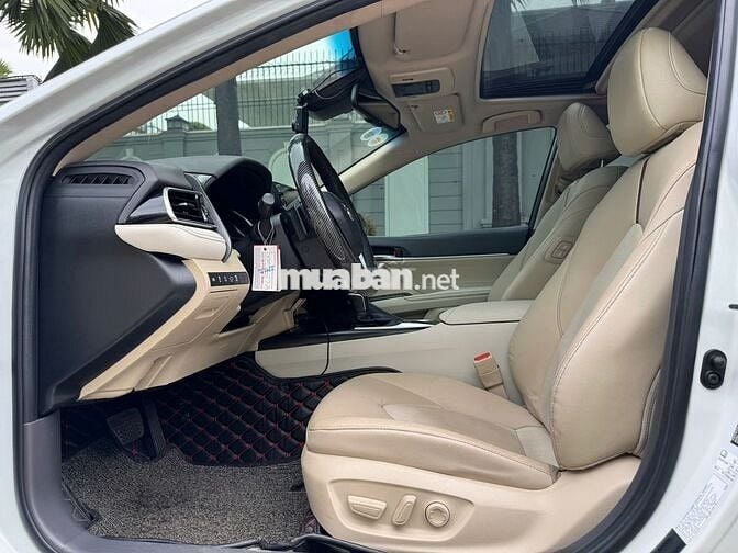 Toyota Camry 2021 2.5Q - 56000 km