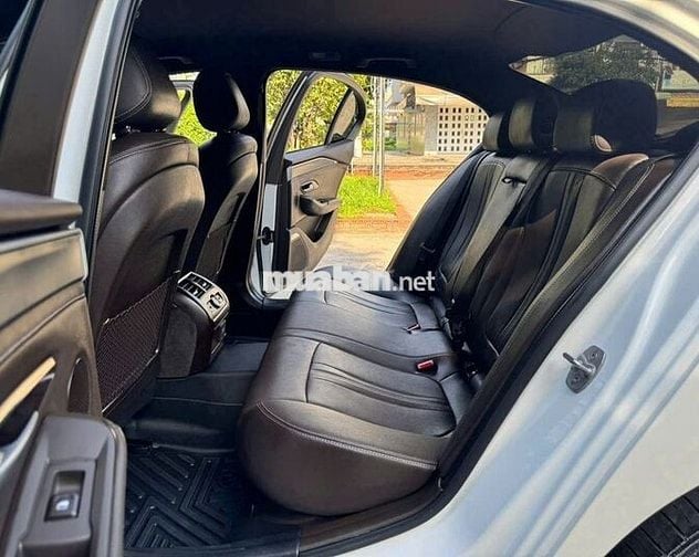 VinFast Lux A2.0 2022 Hỗ trợ ngân hàng