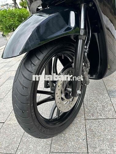 Cần bán SH 150 Khoá Smartkey 2016 độ nhâpj-Vip