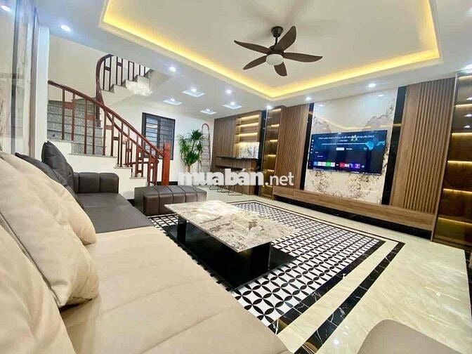 TÂM ĐIỂM LẠC LONG QUÂN – NHÀ MỚI – NGÕ THOÁNG – 15M RA Ô TÔ TRÁNH