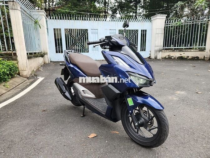 👉 Honda Vario 160 CBS 2023 Xanh, Biển Thành Phố