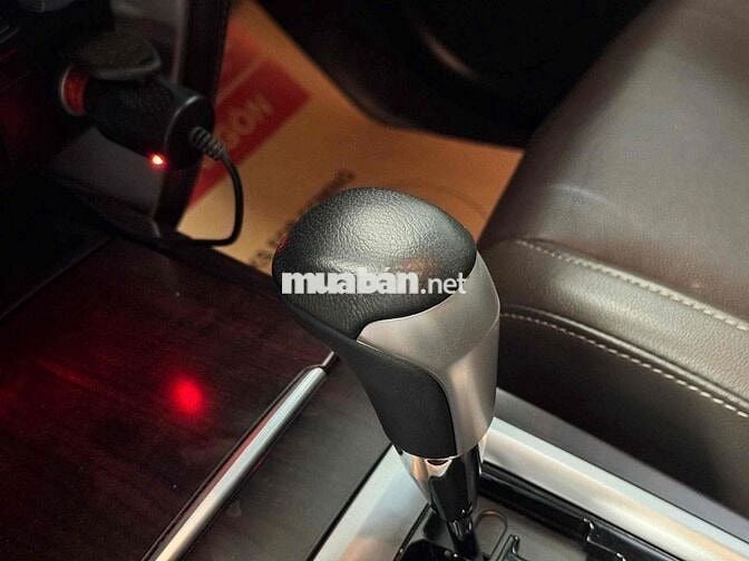 Toyota Fortuner 2020 2.4G 4x2 AT - 1 chủ đi cực ít