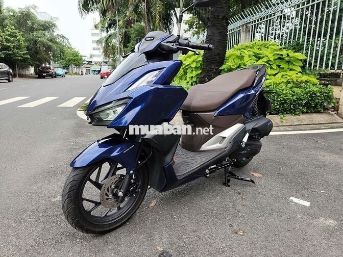 👉 Honda Vario 160 CBS 2023 Xanh, Biển Thành Phố