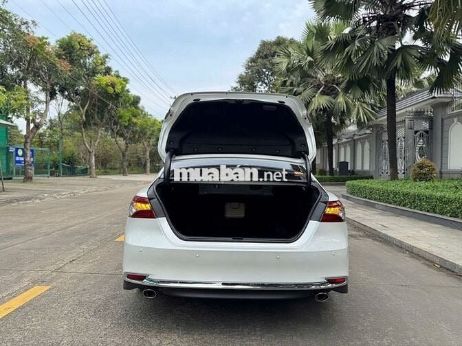 Toyota Camry 2021 2.5Q - 56000 km