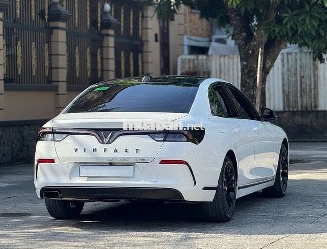 VinFast Lux A2.0 2022 Hỗ trợ ngân hàng