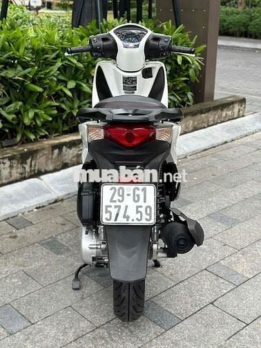 Cần bán SH 150 khoá Smartkey 2016 trắng cực đẹp