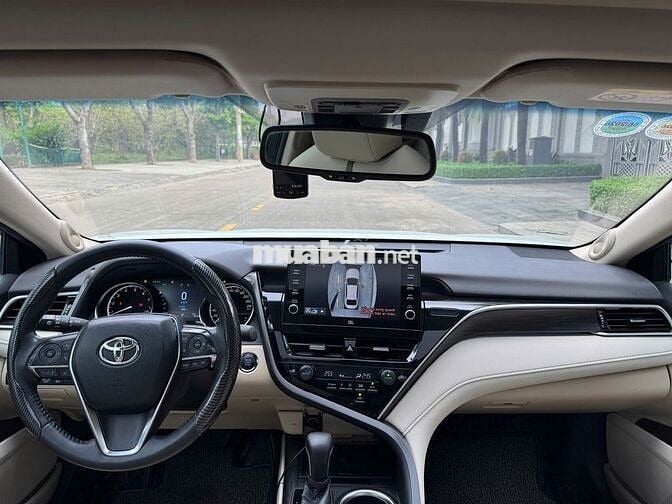 Toyota Camry 2021 2.5Q - 56000 km