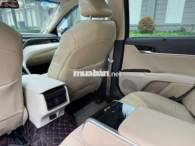 Toyota Camry 2021 2.5Q - 56000 km