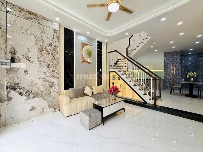 Căn Hiếm! 1T2L – Gần Chợ Bà Chiểu – SHR – 3,15 Tỷ. Đang cho thuê 16tr