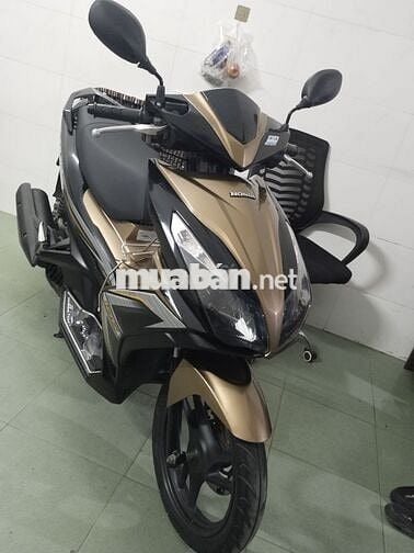 Honda Air Blade 125 2015 Vàng cát&đen
